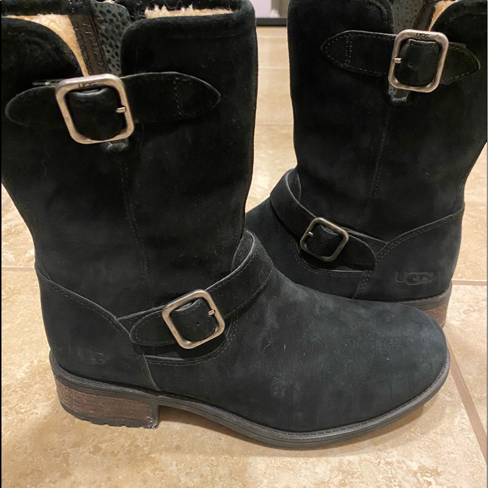 Black ugg zipper boots